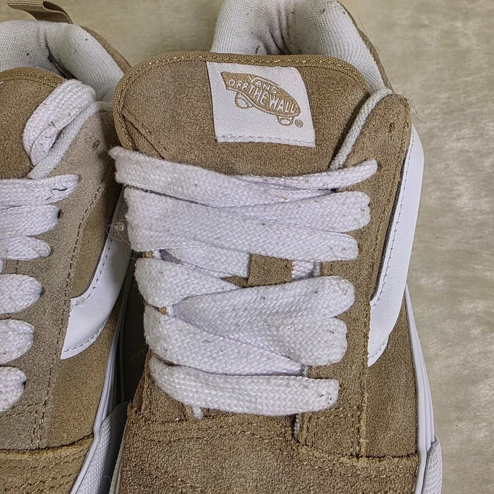 Vans knu stack